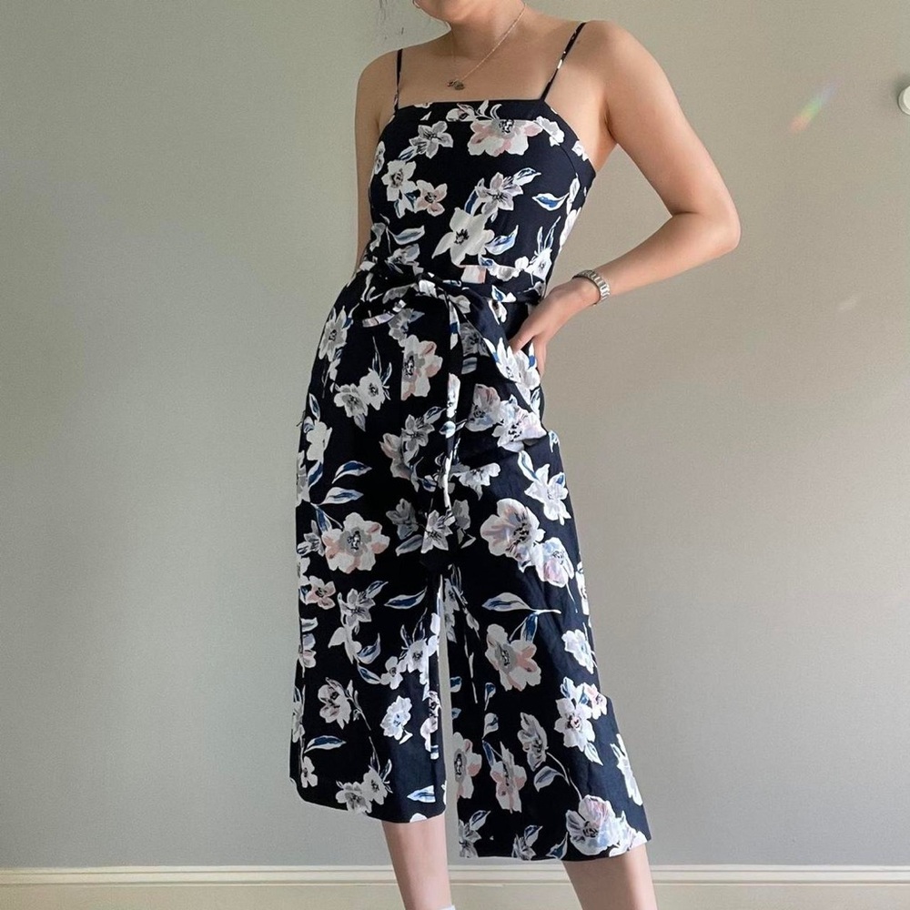 Banana Republic Black and White Floral Jumpsuit Sleeveless Wide-Leg